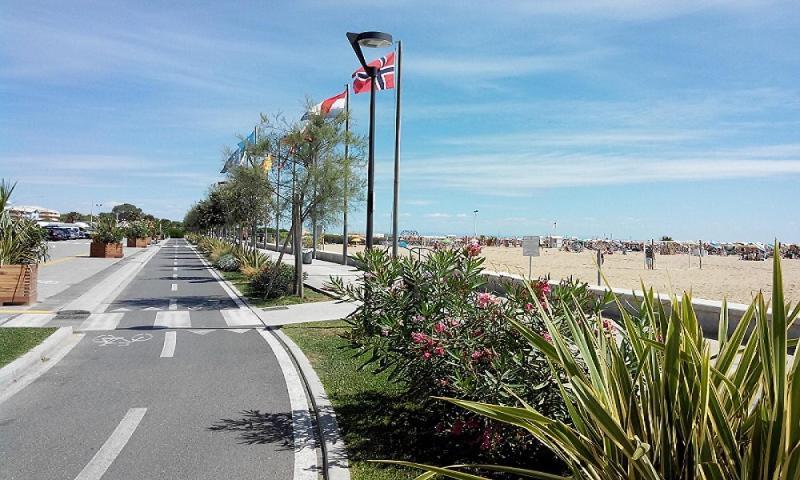 Condominio Bel Sole Bibione Exteriör bild
